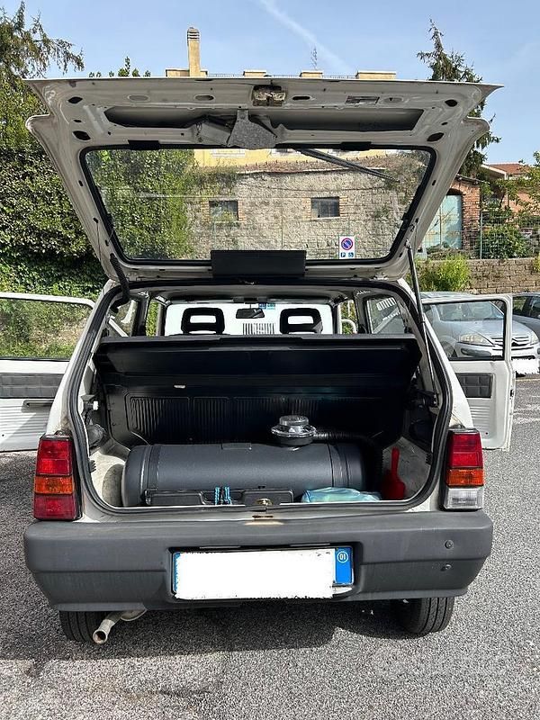 Usata Fiat Panda Young 54 CV (39 kW) 2001 Bianco Utilitaria