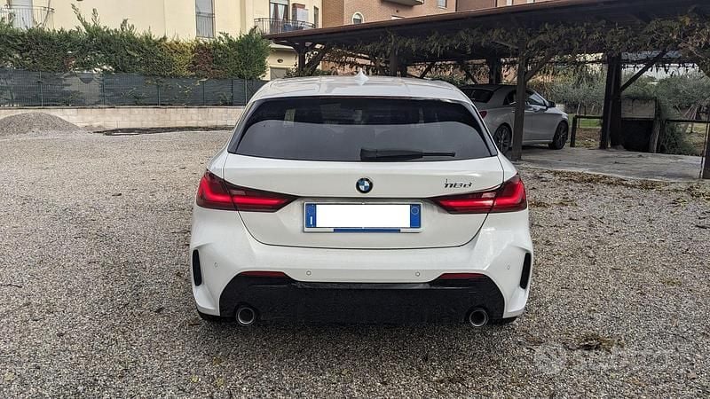 Usata BMW 118 M Sport 150 CV (110 kW) 2021 Bianco Utilitaria