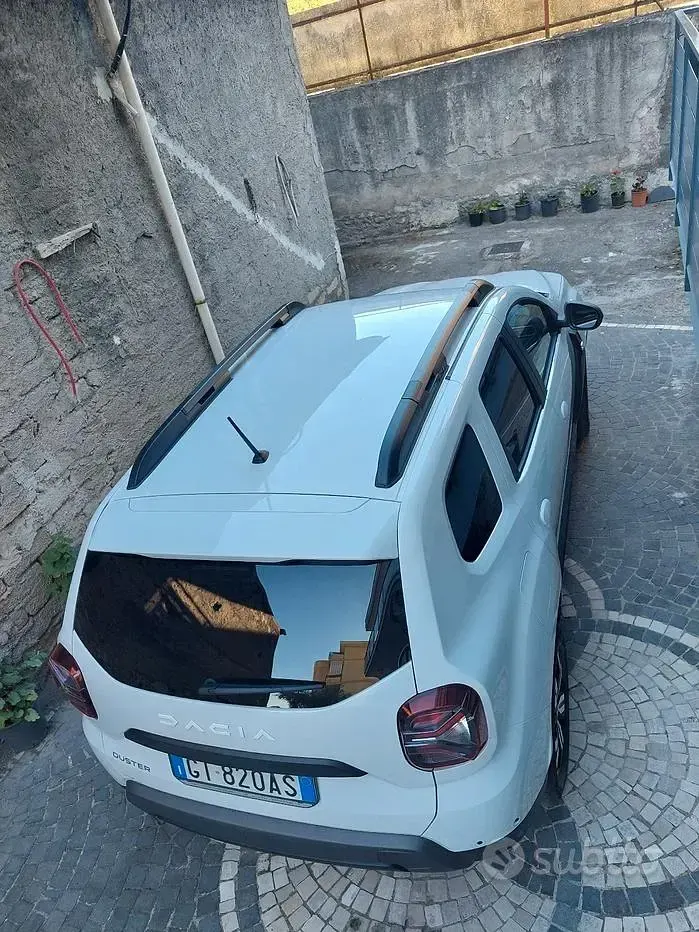 Usata Dacia Duster 101 CV (74 kW) 2024 Bianco SUV