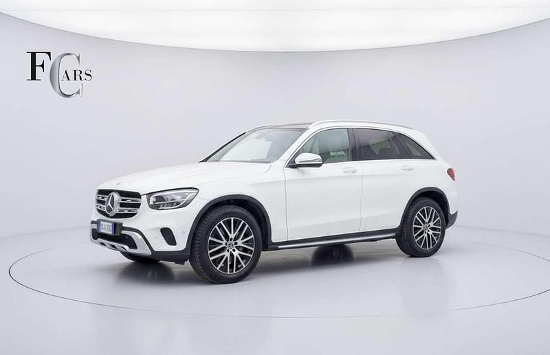 Usata Mercedes GLC300 245 CV (180 kW) 2022 Bianco SUV