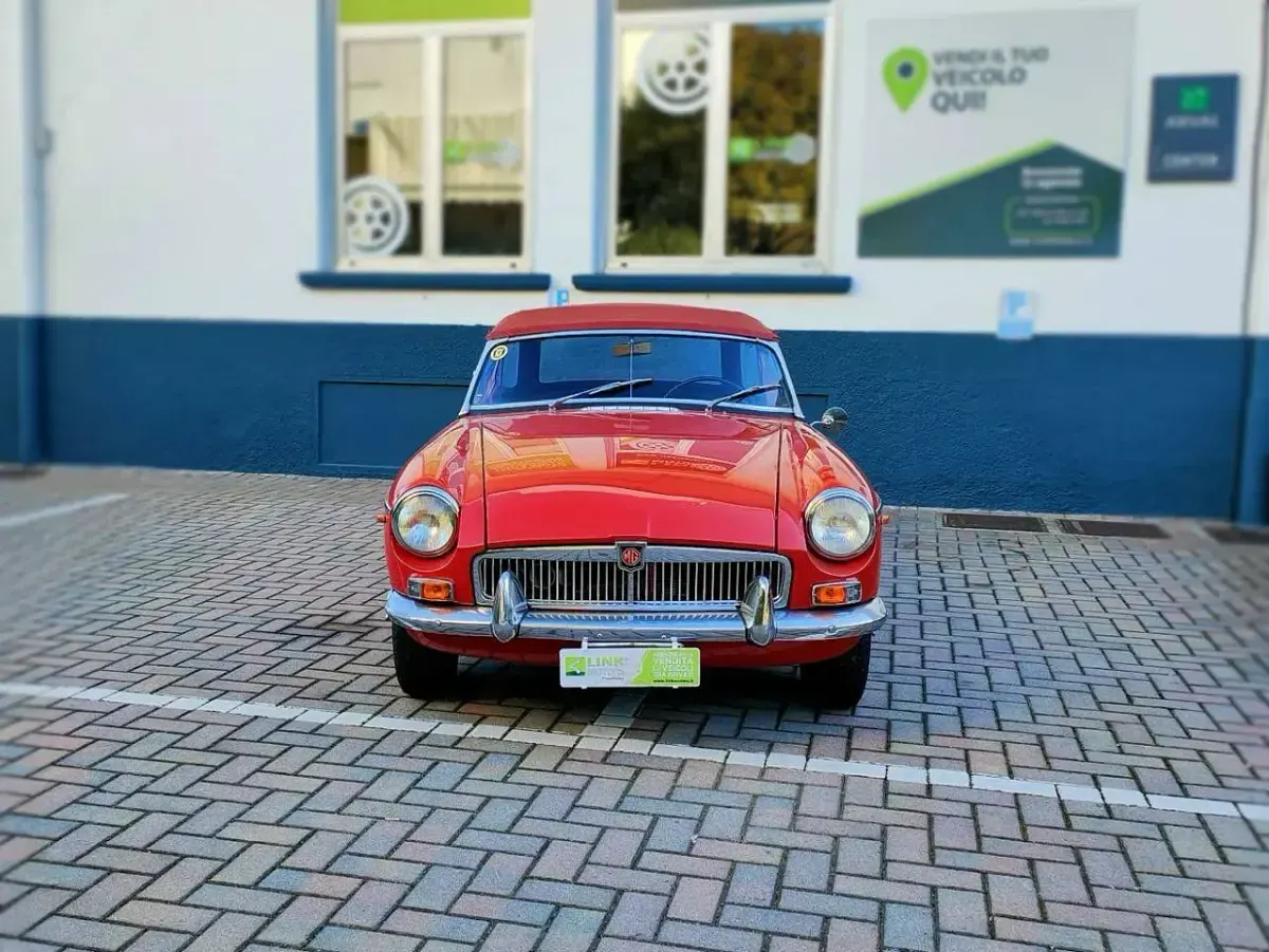 Usata MG B 96 CV (70 kW) 1963 Rosso Cabrio