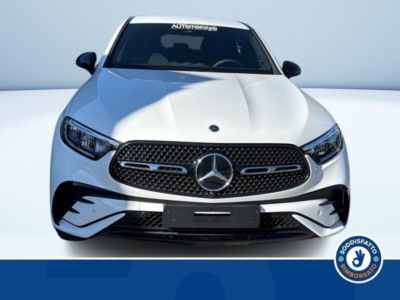 Usata Mercedes GLC300e Advanced 333 CV (244 kW) 2024 Bianco pastello Coupé