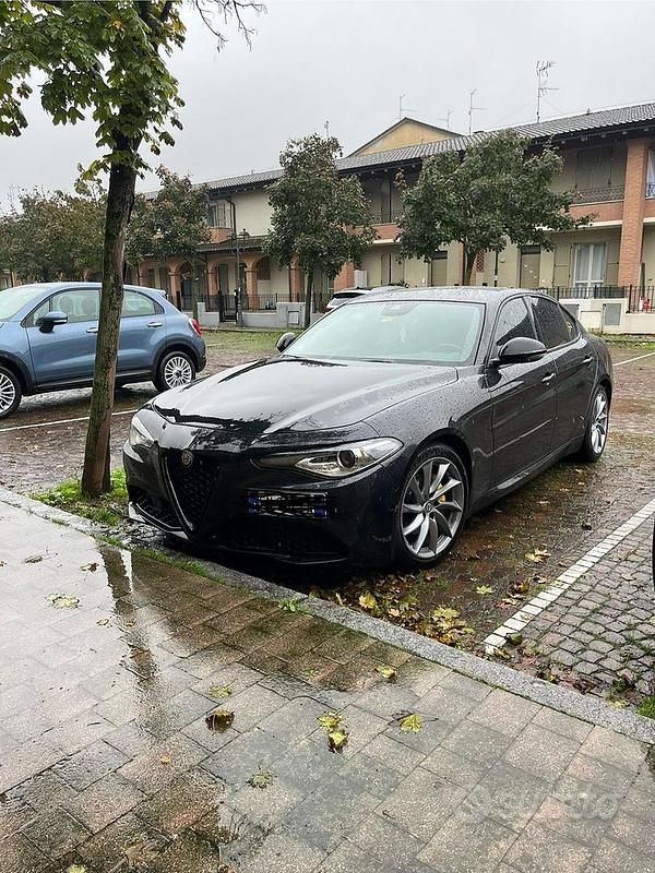Usata Alfa Romeo Giulia Business 150 CV (110 kW) 2018 Nero Berlina