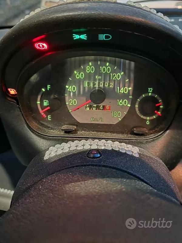 Usata Fiat 600 54 CV (39 kW) 2000 Berlina