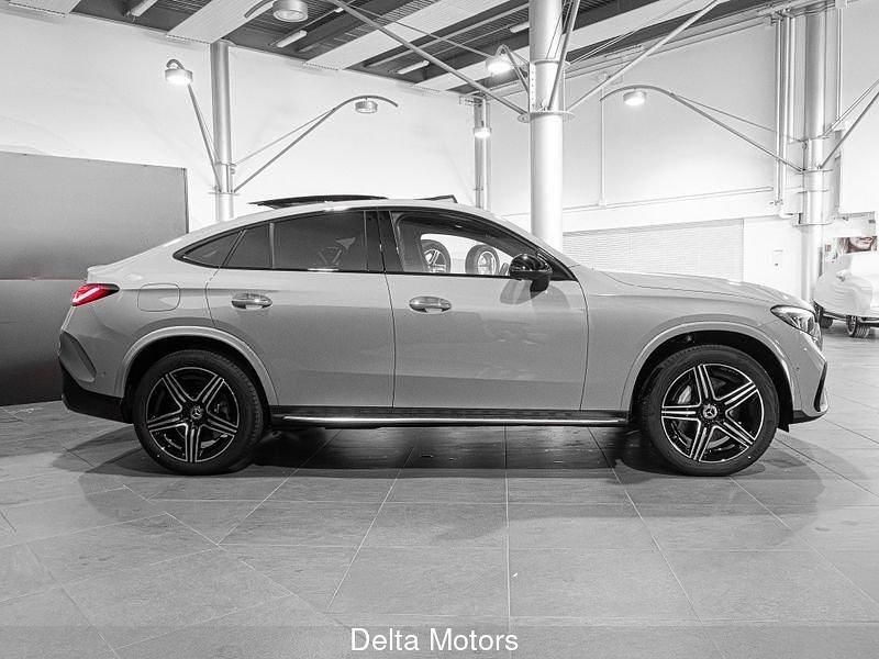 Nuova Mercedes GLC300 196 CV (144 kW) 2026 Nero Coupé