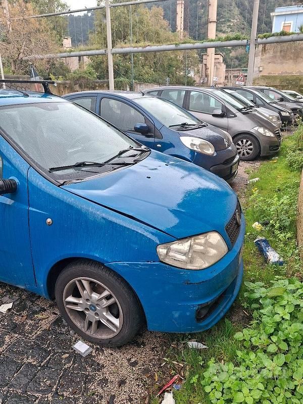 Usata Fiat Punto 2005 Blu Utilitaria