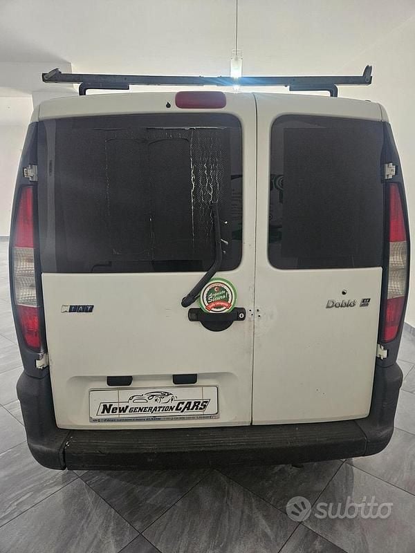 Usata Fiat Doblò 101 CV (74 kW) 2001 Bianco Monovolume