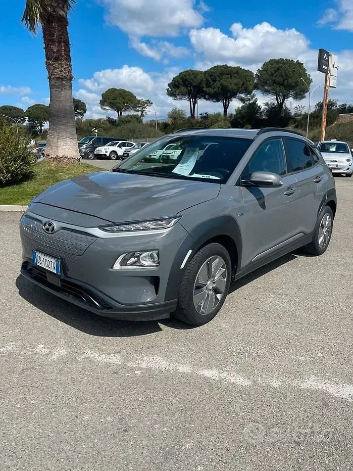 Usata Hyundai Kona XPrime 27 kW (38 CV) 2020 Grigio SUV