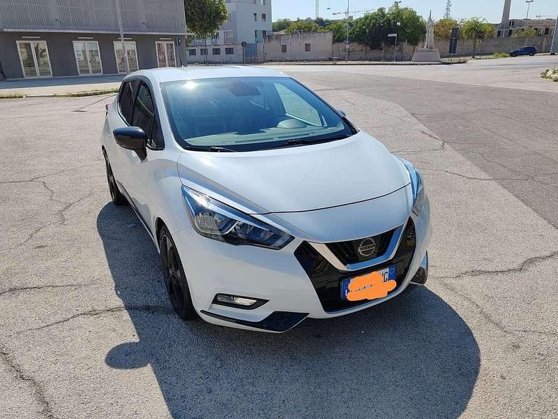 Usata Nissan Micra N-Connecta 90 CV (66 kW) 2017 Berlina