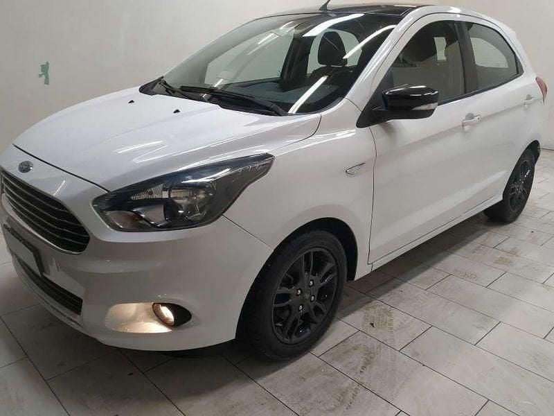 Usata Ford Ka 85 CV (62 kW) 2017 Bianco Berlina