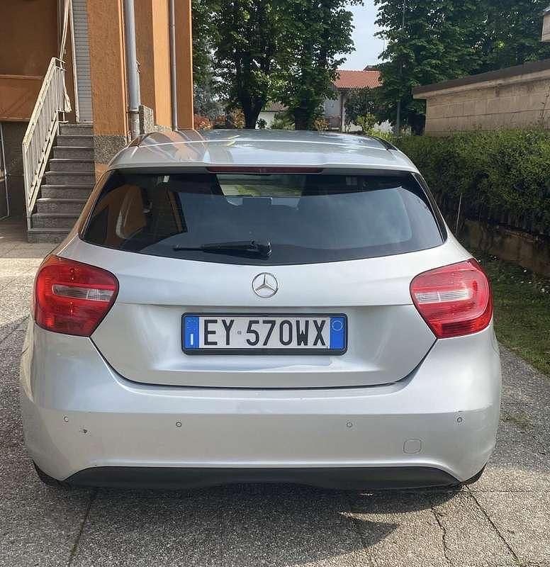 Usata Mercedes A180 Executive 109 CV (80 kW) 2015 Berlina