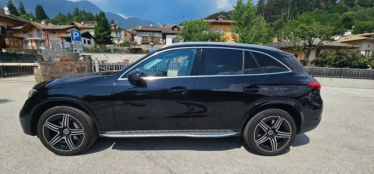 Usata Mercedes GLC300 Advanced Plus 197 CV (144 kW) 2025 Nero SUV