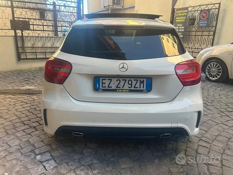 Usata Mercedes A180 Premium 108 CV (79 kW) 2015 Bianco Berlina