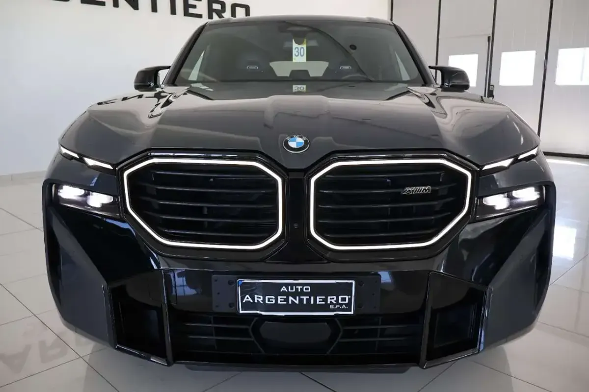Usata BMW XM 489 CV (359 kW) 2024 Dravit grau met SUV
