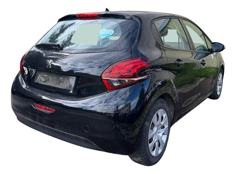 Usata Peugeot 208 Active 68 CV (50 kW) 2018 Nero Utilitaria