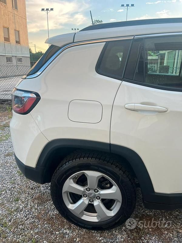 Usata Jeep Compass 140 CV (102 kW) 2019 Bianco SUV