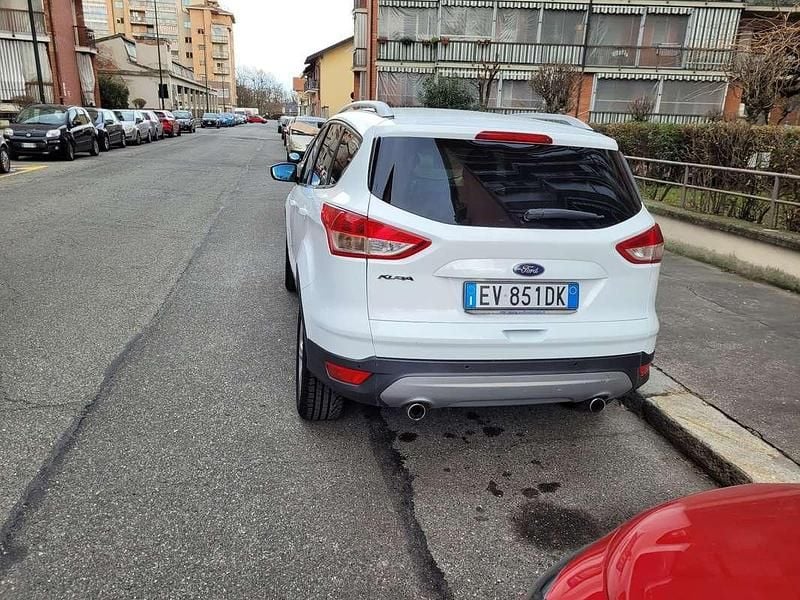 Usata Ford Kuga 140 CV (102 kW) 2014 SUV