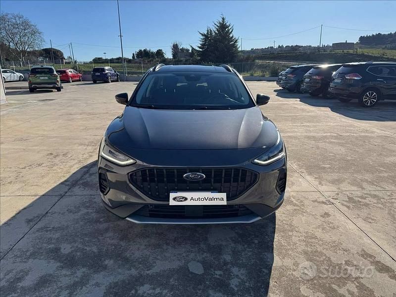 Usata Ford Focus Active 125 CV (91 kW) 2022 Grigio SUV