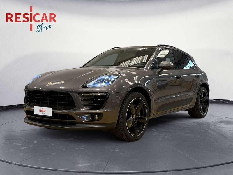 Usata Porsche Macan 252 CV (185 kW) 2018 Grigio opaco SUV