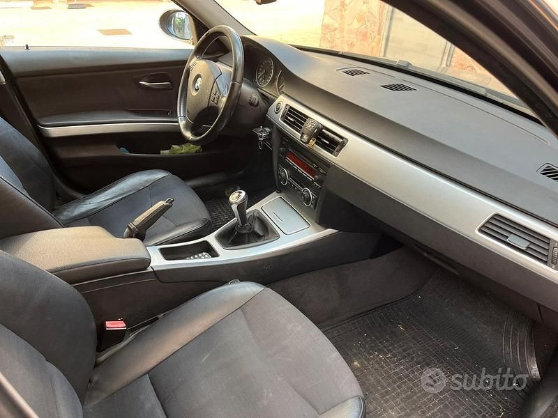 Usata BMW 320 163 CV (119 kW) 2005 Grigio Berlina
