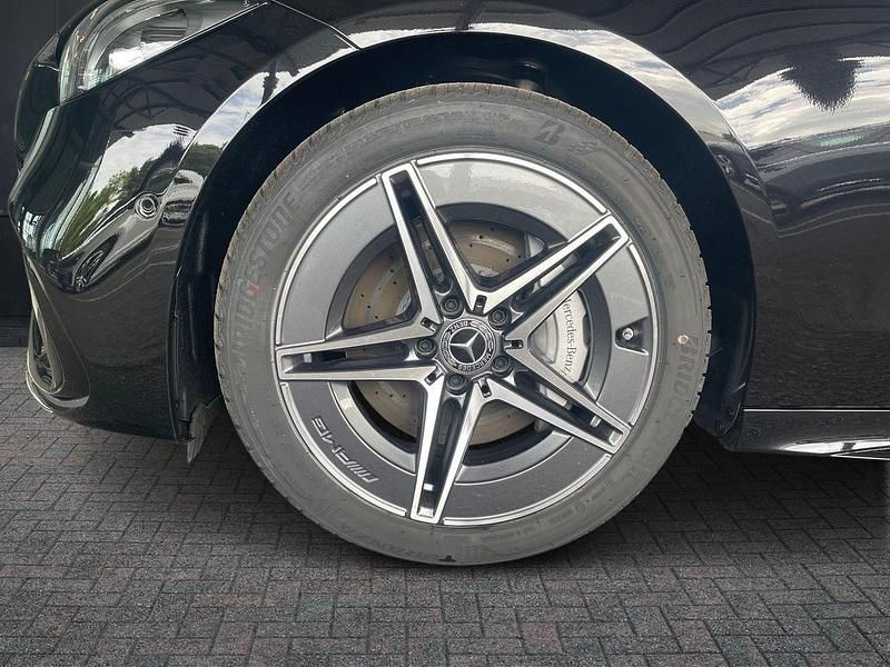 Nuova Mercedes C220 Advanced 197 CV (144 kW) 2025 Nero ossidiana ; Berlina