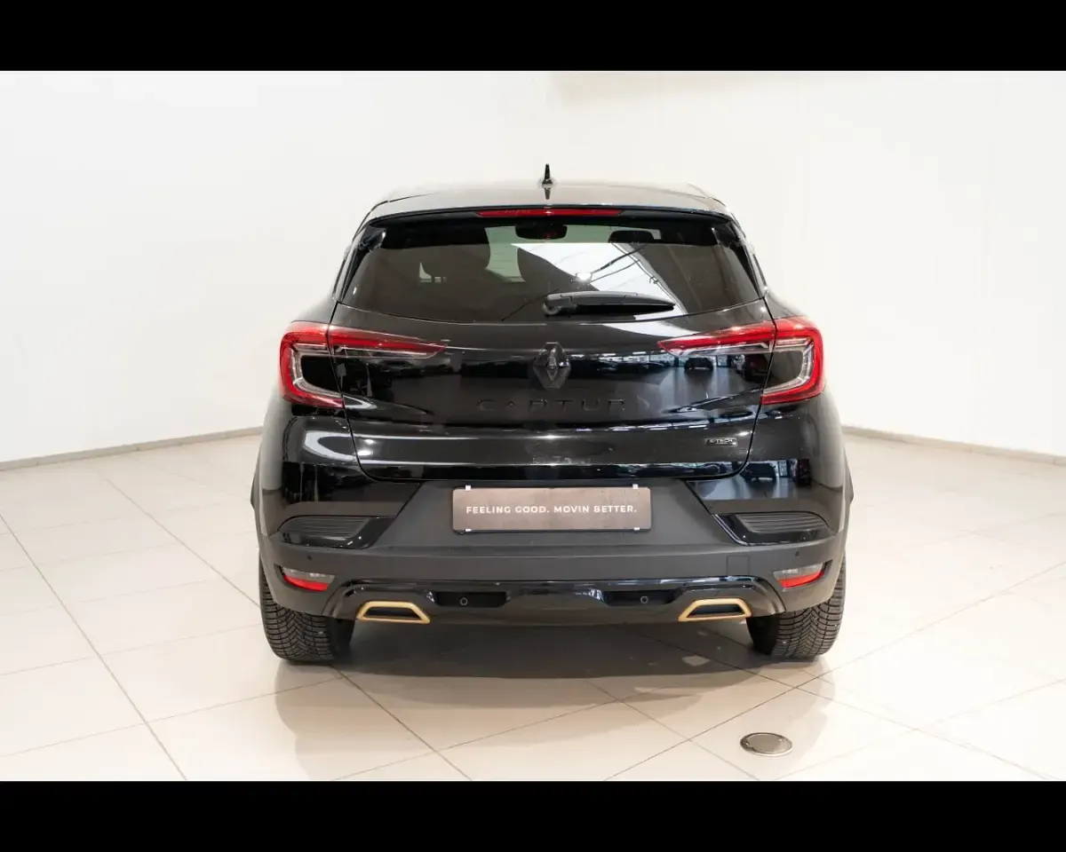 Usata Renault Captur Engineered 94 CV (69 kW) 2023 Nero nacre' SUV