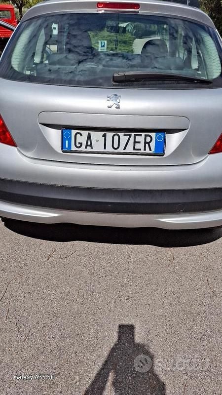 Usata Peugeot 207 70 CV (51 kW) 2007 Grigio Berlina