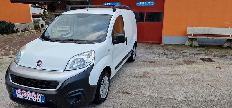 Usata Fiat Fiorino 80 CV (58 kW) 2017 Bianco Monovolume