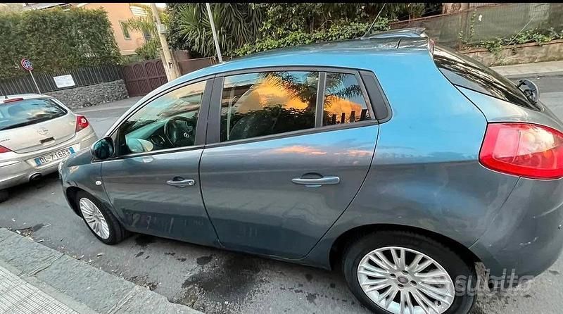 Usata Fiat Bravo 2010 Blu Utilitaria