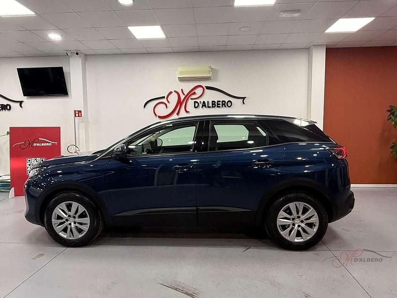 Usata Peugeot 3008 Allure 131 CV (96 kW) 2021 Blu/azzurro SUV