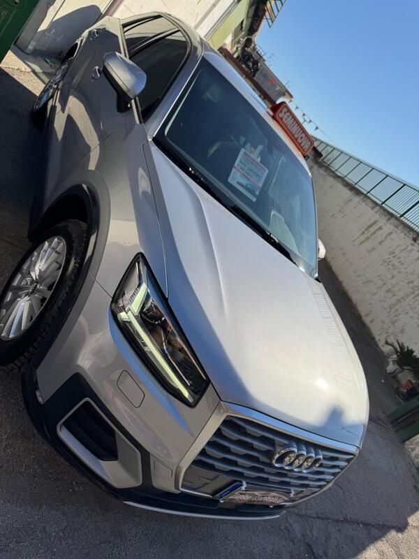 Usata Audi Q2 116 CV (85 kW) 2019 Grigio SUV