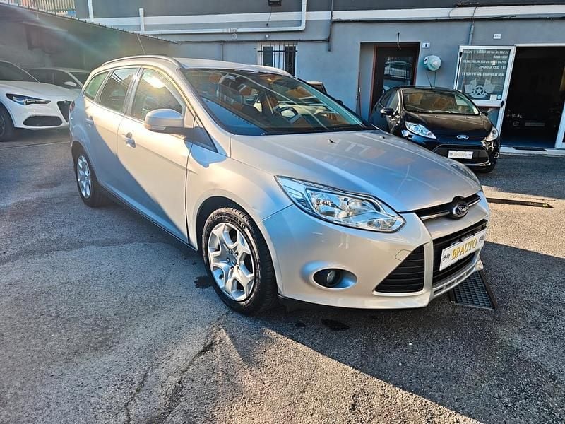 Usata Ford Focus Titanium 115 CV (84 kW) 2013 Argento Station wagon
