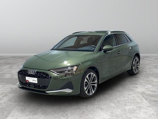 Verde district metallizzato Usata 2025 Audi A3 Advanced Plus | 36.600 € - Immagine 1/4
