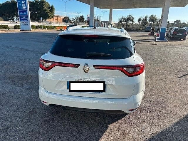 Usata Renault Mégane GrandTour 110 CV (80 kW) 2018 Bianco Station wagon