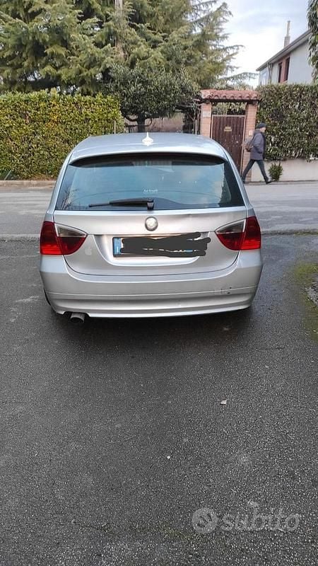 Usata BMW 320 163 CV (119 kW) 2007 Grigio Station wagon