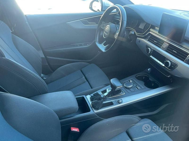 Usata Audi A5 Sport 190 CV (139 kW) 2018 Grigio Coupé