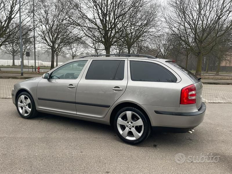 Usata Skoda Octavia 2008 Grigio Station wagon