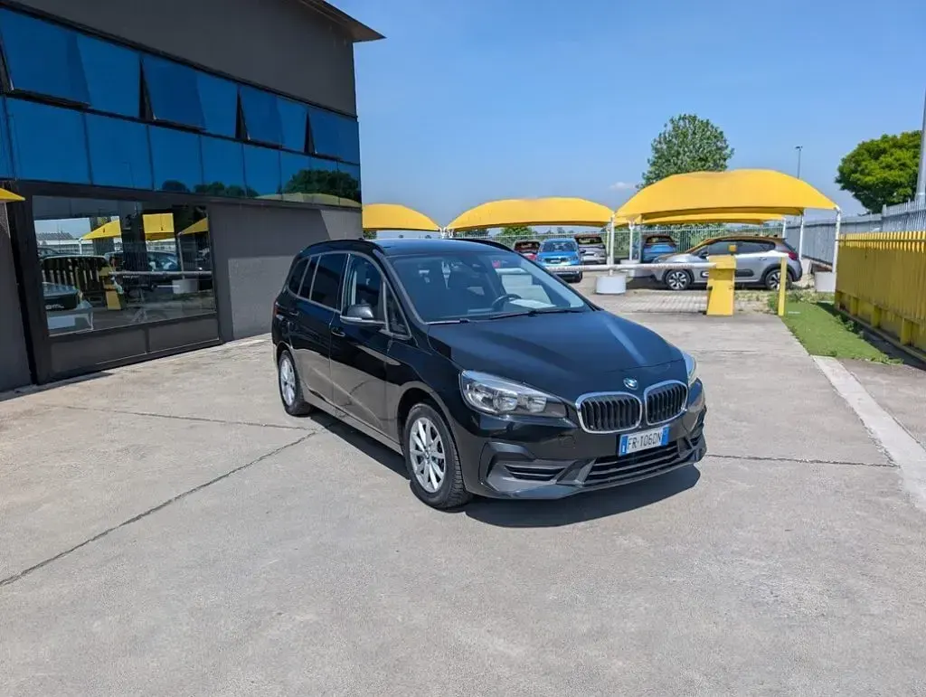 Usata BMW 216 Gran Tourer Advantage 116 CV (85 kW) 2018 Nero / metallizzato Monovolume