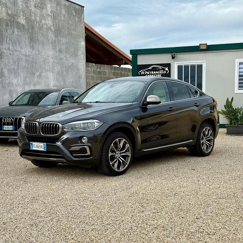 Usata BMW X6 Efficient Dynamics 248 CV (182 kW) 2016 Grigio SUV