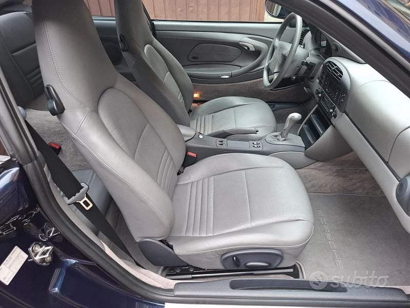 Usata Porsche 911 Carrera 300 CV (220 kW) 1999 Blu Coupé