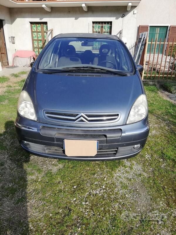 Grigio Usata 2005 Citroën Xsara Picasso Monovolume | 2500 € (Molto cara) - Immagine 1/4