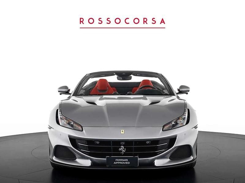 Usata Ferrari Portofino 620 CV (456 kW) 2022 Grigio titanio metallizzato Cabrio