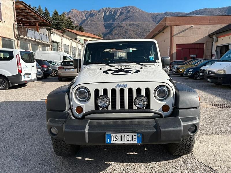 Usata Jeep Wrangler Sport 176 CV (129 kW) 2009 Bianco SUV