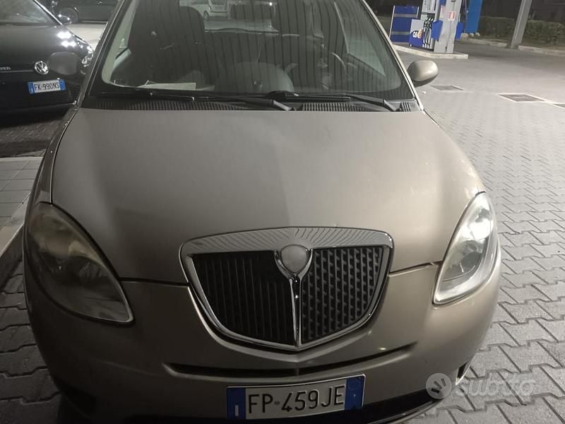 Usata Lancia Ypsilon 2007 Utilitaria