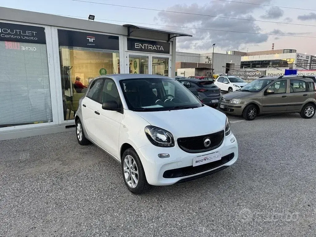 Usado Smart ForFour 71 CV (52 kW) 2017 Blanco Utilitario