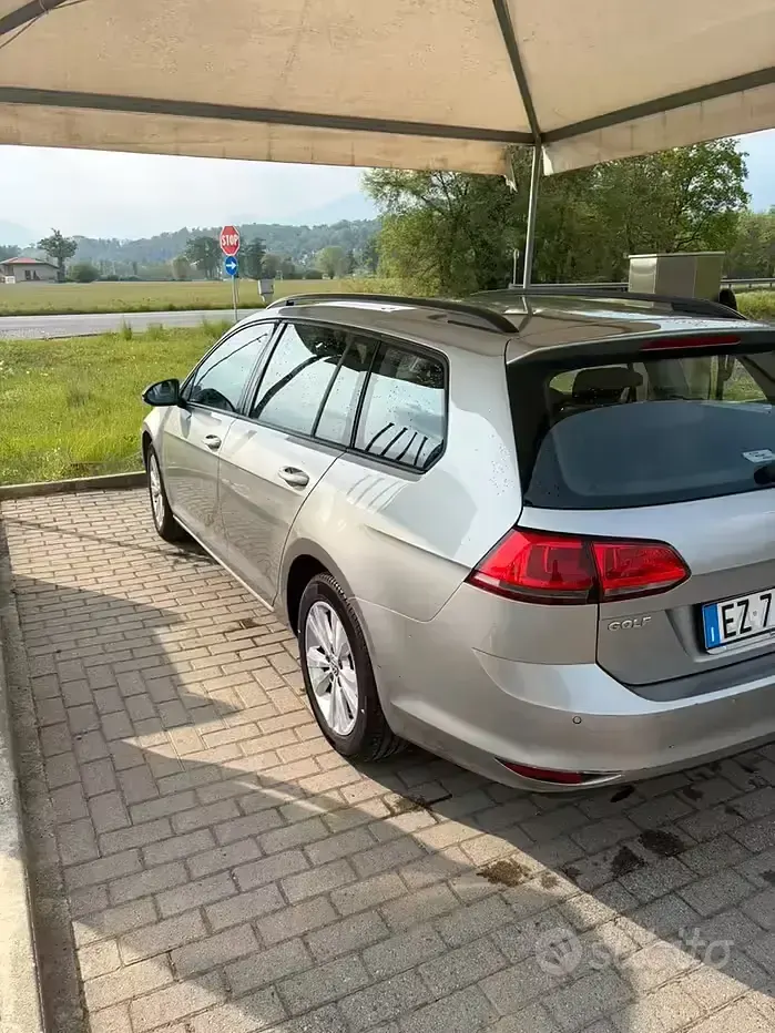 Usata VW Golf VII 110 CV (80 kW) 2015 Grigio Station wagon