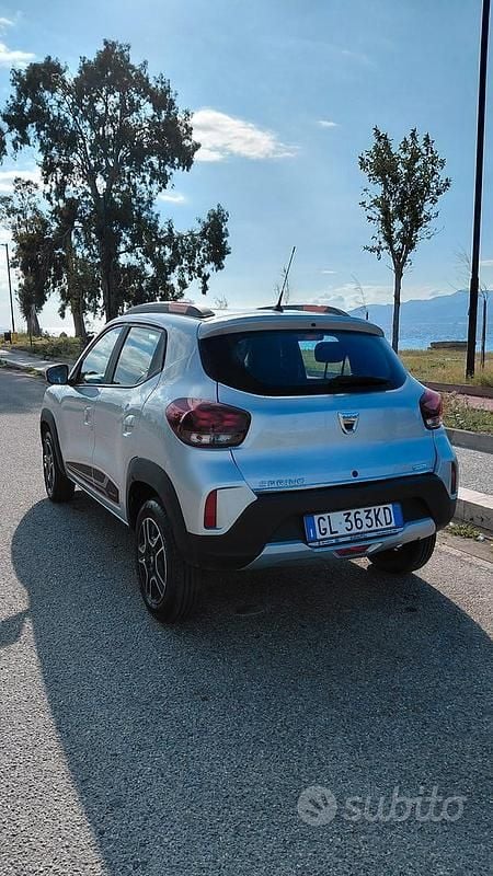 Occasion Dacia Spring 33 kW (45 ch) 2022 Gris Citadine