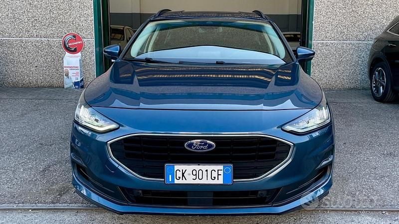 Usata Ford Focus Titanium X 120 CV (88 kW) 2022 Blu Station wagon
