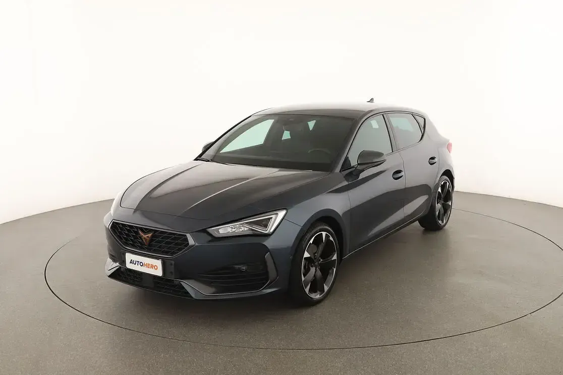 Usata Cupra Leon 150 CV (110 kW) 2024 Blu Berlina