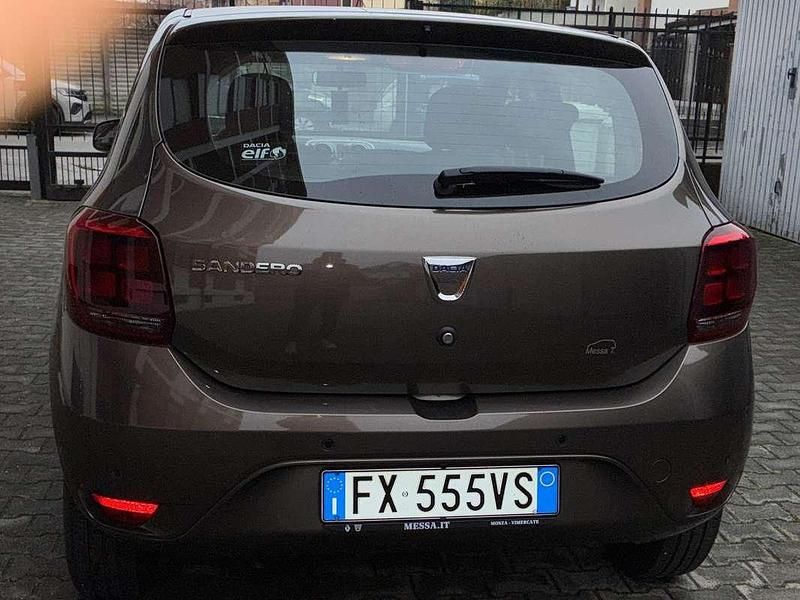 Usata Dacia Sandero 75 CV (55 kW) 2019 Marrone Berlina